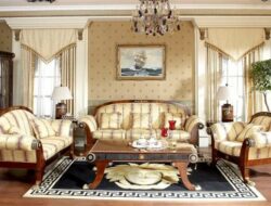 Living Room With Antique Furniture